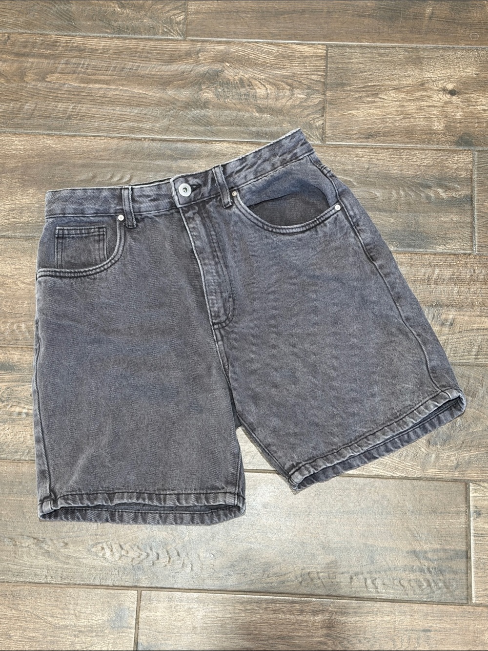 Cotton On Brand Women’s Sz 6 Charcoal Gray Denim Shorts